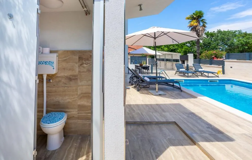 Apartment Estate 1 - Island Krk By Villas Guide Malinska