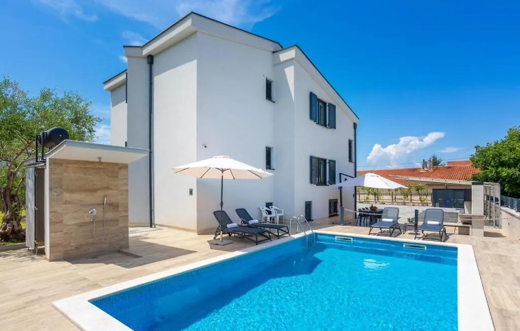 Apartment Estate 1 - Island Krk By Villas Guide Malinska